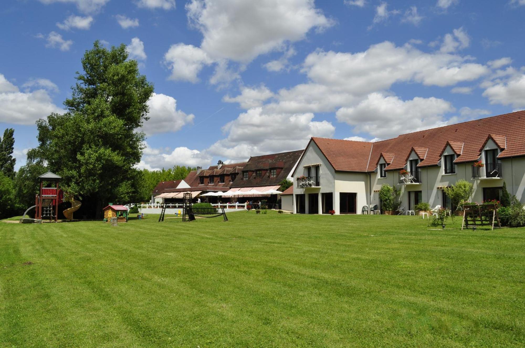Hotel Restaurant Le Relais De Pouilly Экстерьер фото
