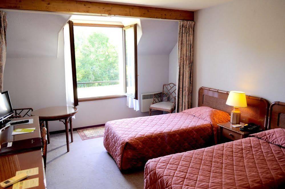 Hotel Restaurant Le Relais De Pouilly Экстерьер фото